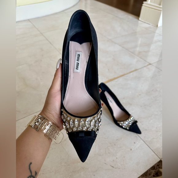 Miu Miu Crystal Rhinestone Embellished Black Suede Pumps Heels 37.5 LIKE NEW - Picture 3 of 8